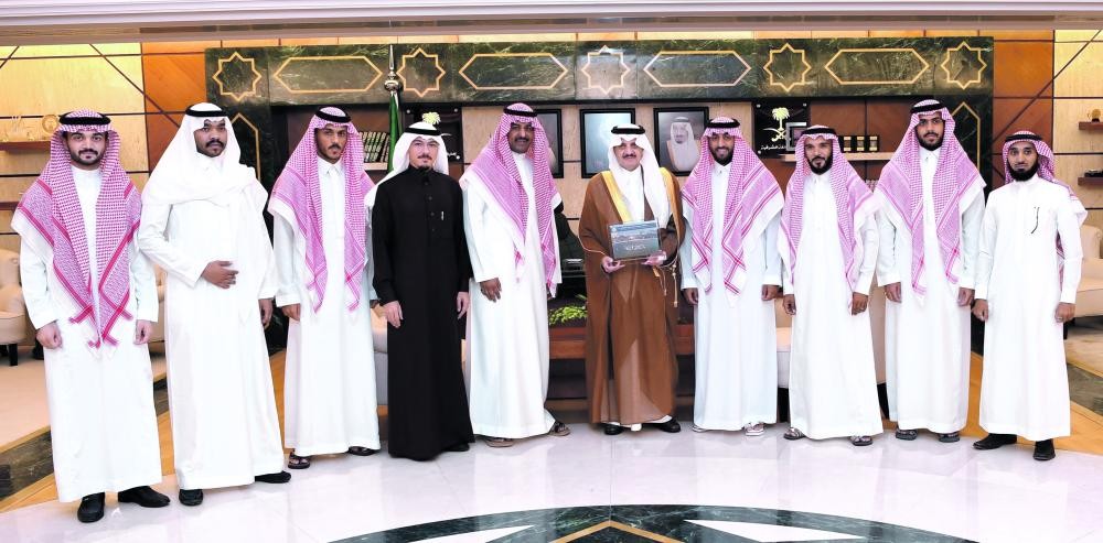 ..ويستقبل فريق عمل «فعالية الشاطئ»