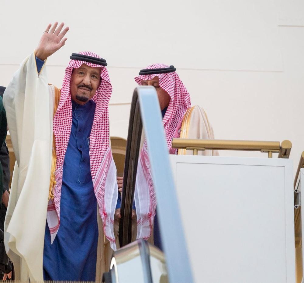 خادم الحرمين يغادر طريف