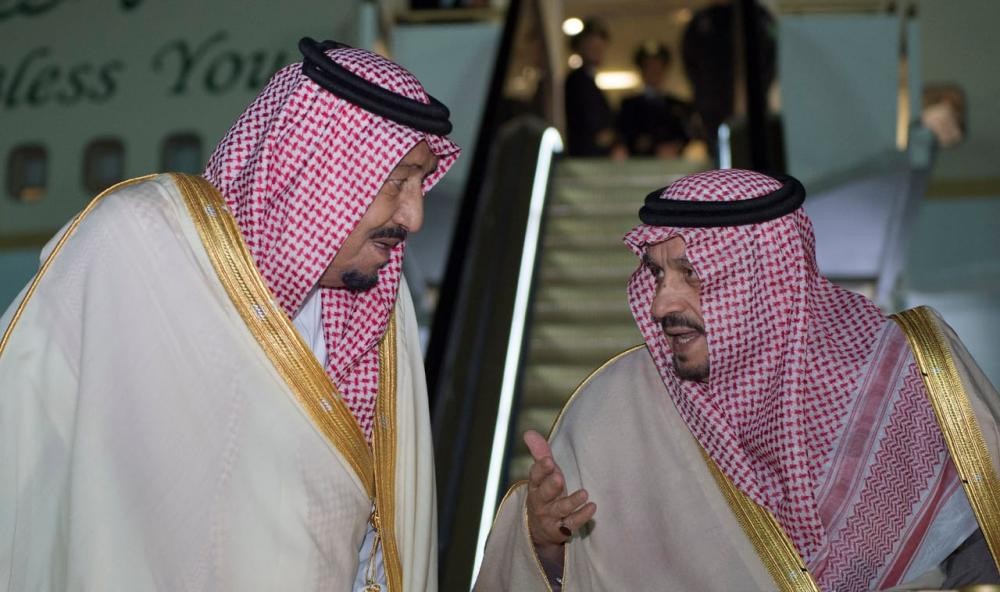 خادم الحرمين الشريفين يصل الرياض