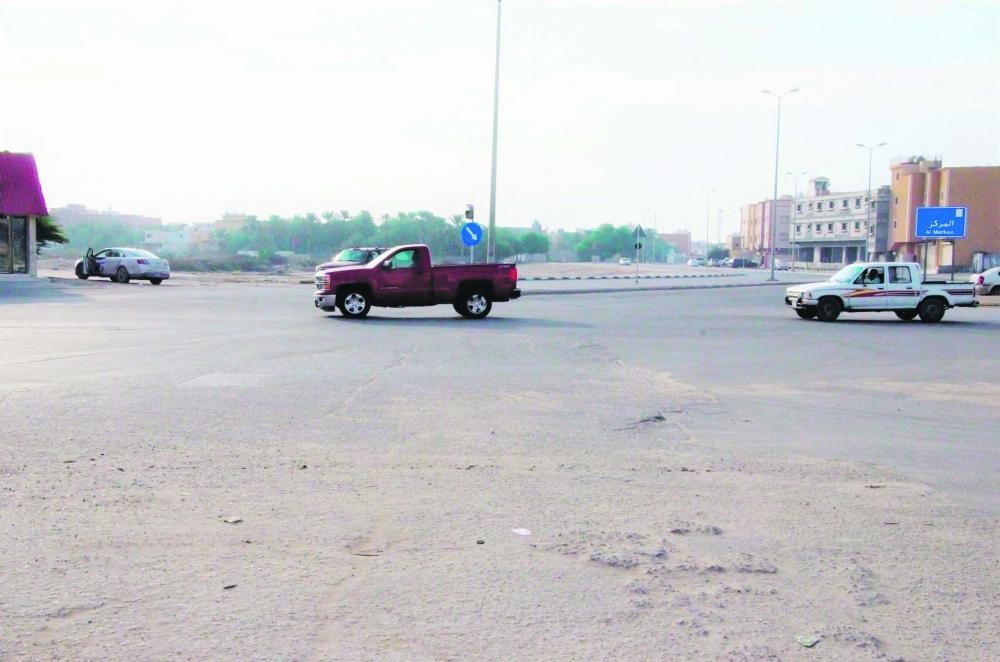 دوار مروري لتقاطع بلدتي «المركز ـ الرميلة»