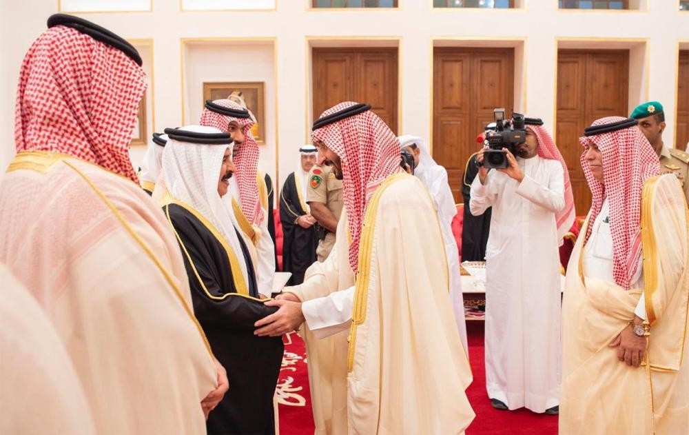 ولي العهد يصل إلى البحرين