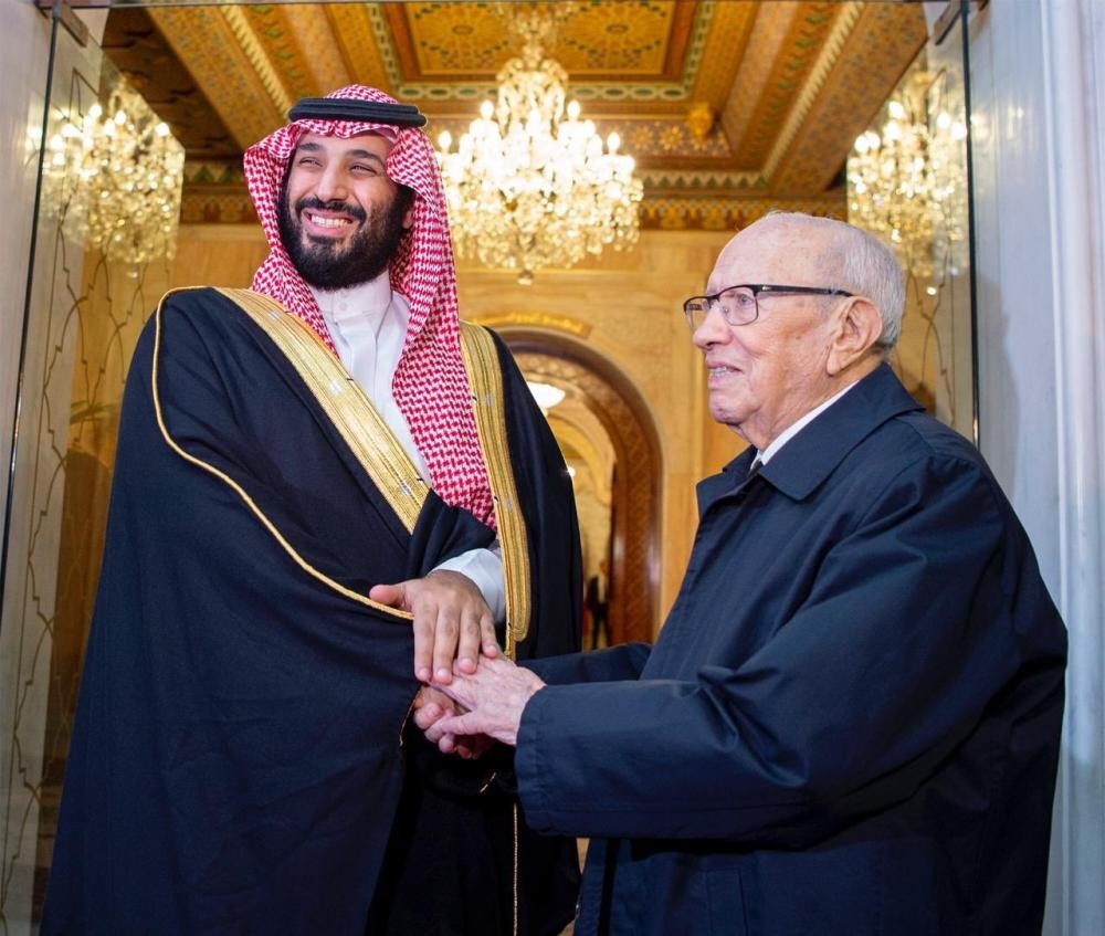 ولي العهد: الشعب التونسي عزيز على قلوبنا