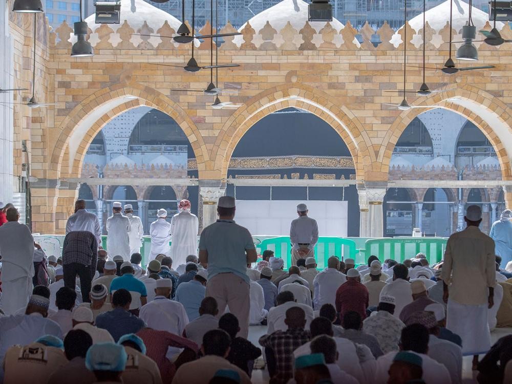السديس في خطبة الجمعة: الأدب اجتماع خصال الخير في العبد