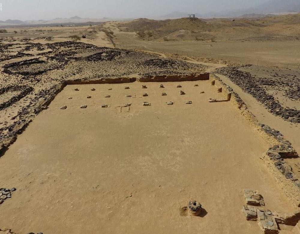 استئناف أعمال التنقيب بموقع عشم الأثري