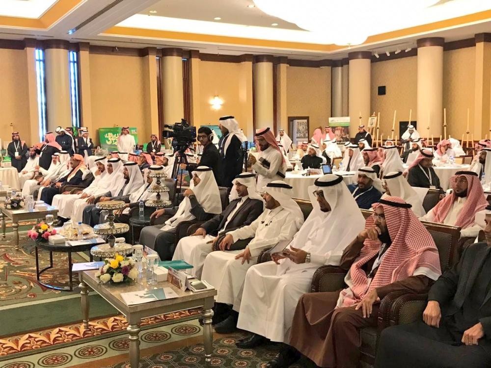 مديرو التعليم يناقشون خططًا لرفع التحصيل الدراسي 