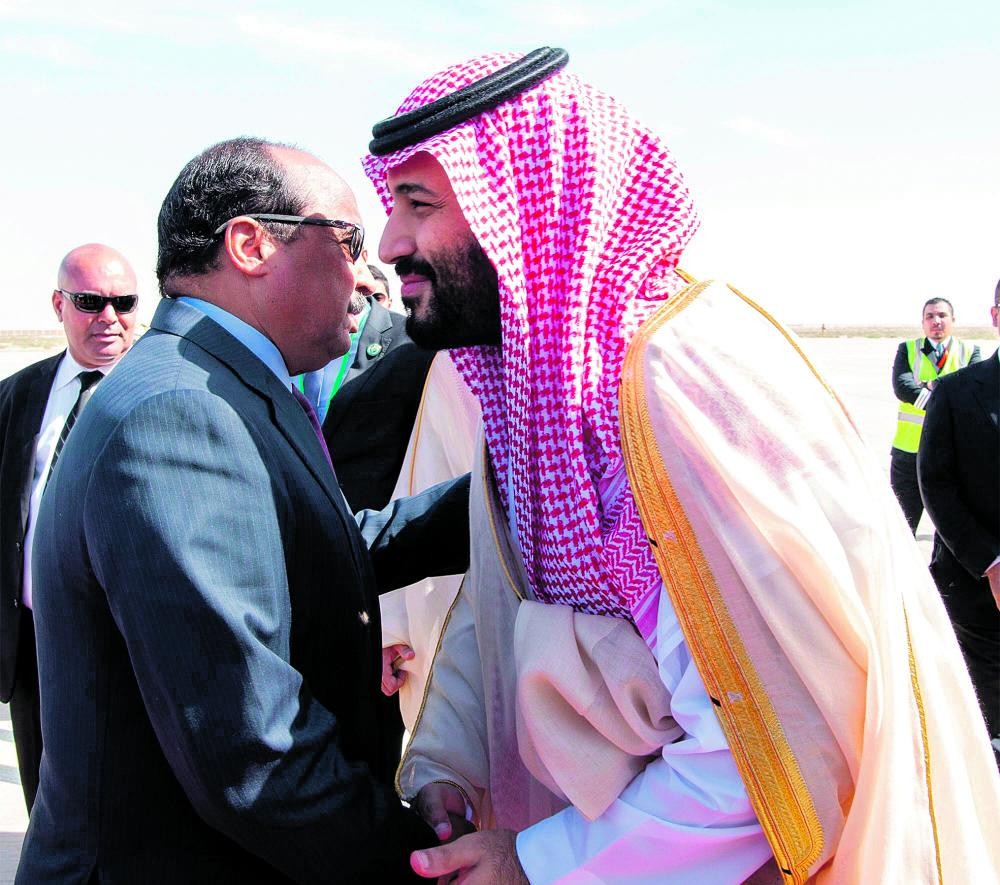 ولي العهد يستأنف جولته العربية من موريتانيا