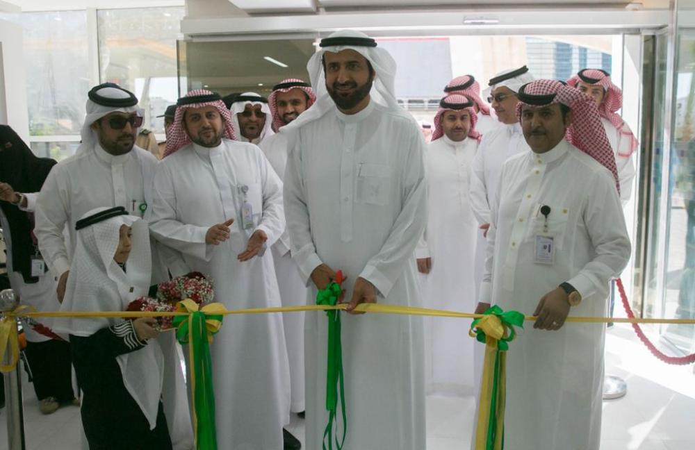 وزير الصحة يدشن برج الطوارئ بمستشفى الايمان بالرياض