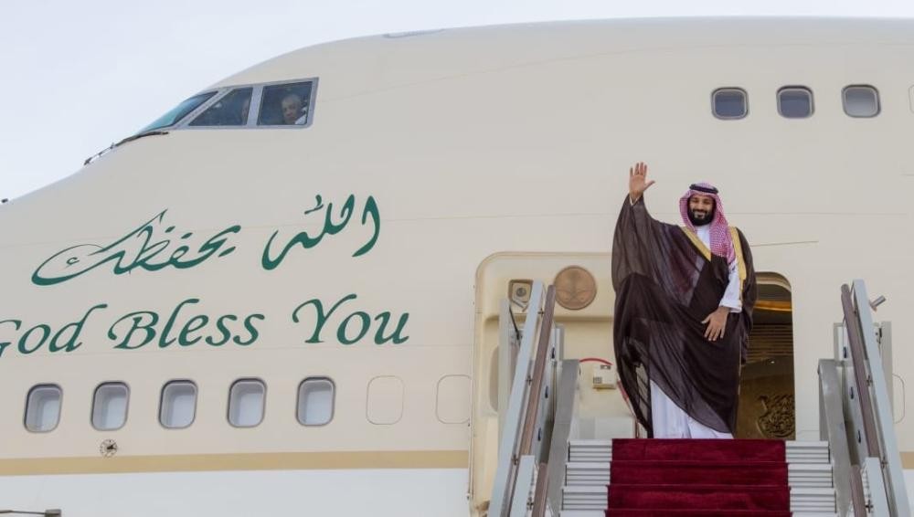 ولي العهد يغادر الجزائر