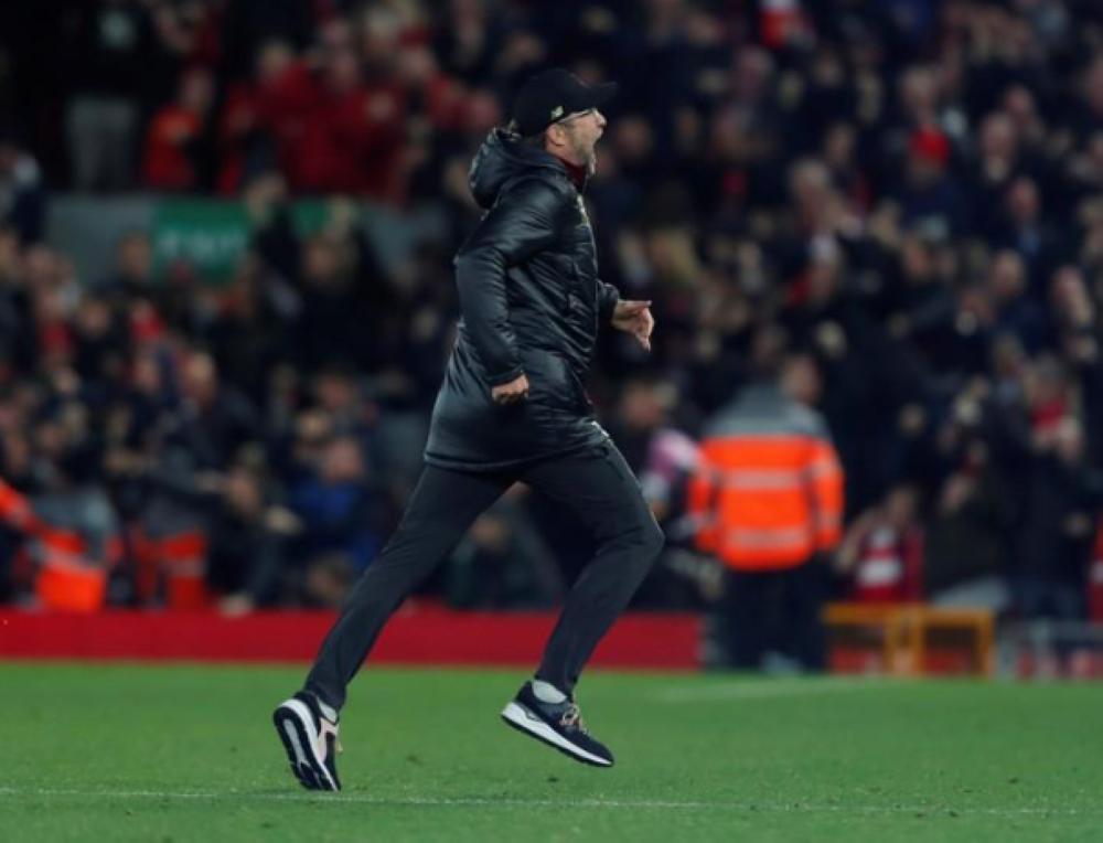 تغريم مدرب ليفربول بسبب هدف إيفرتون