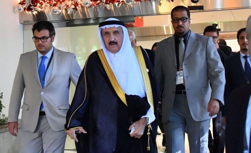 الأمير منصور بن متعب يغادر المكسيك