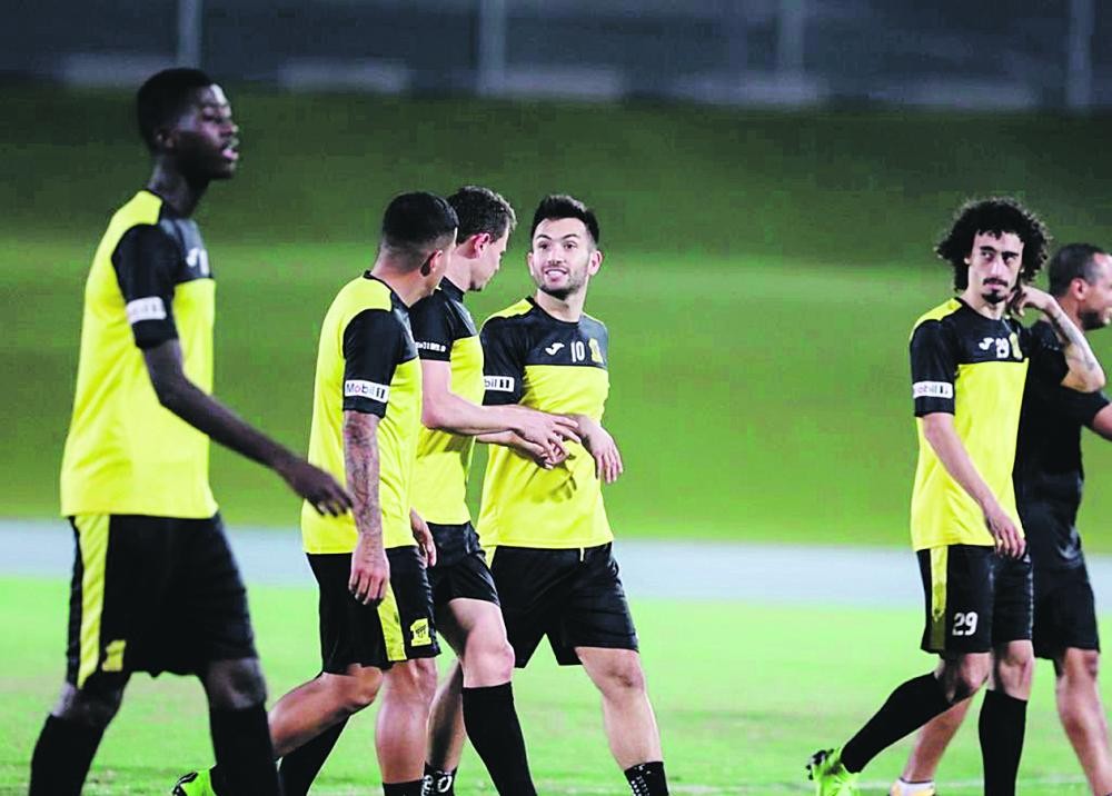 نور يطالب الجماهير بإحراج لاعبي الاتحاد