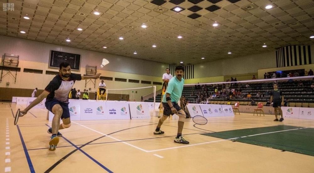 انطلاق بطولة الريشة الطائرة بالرياض