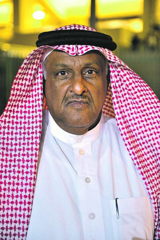 «الديربي» في عيون المدرج
