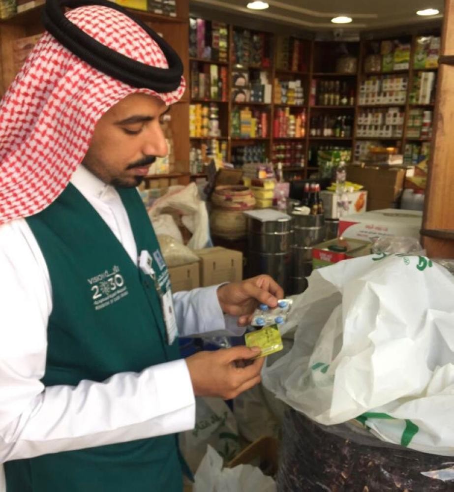 ضبط 201 ألف عبوة دواء مغشوشة بجدة