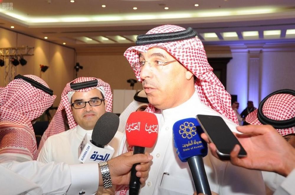 وزير الإعلام يتفقد المراكز الاعلامية للقمة «39»