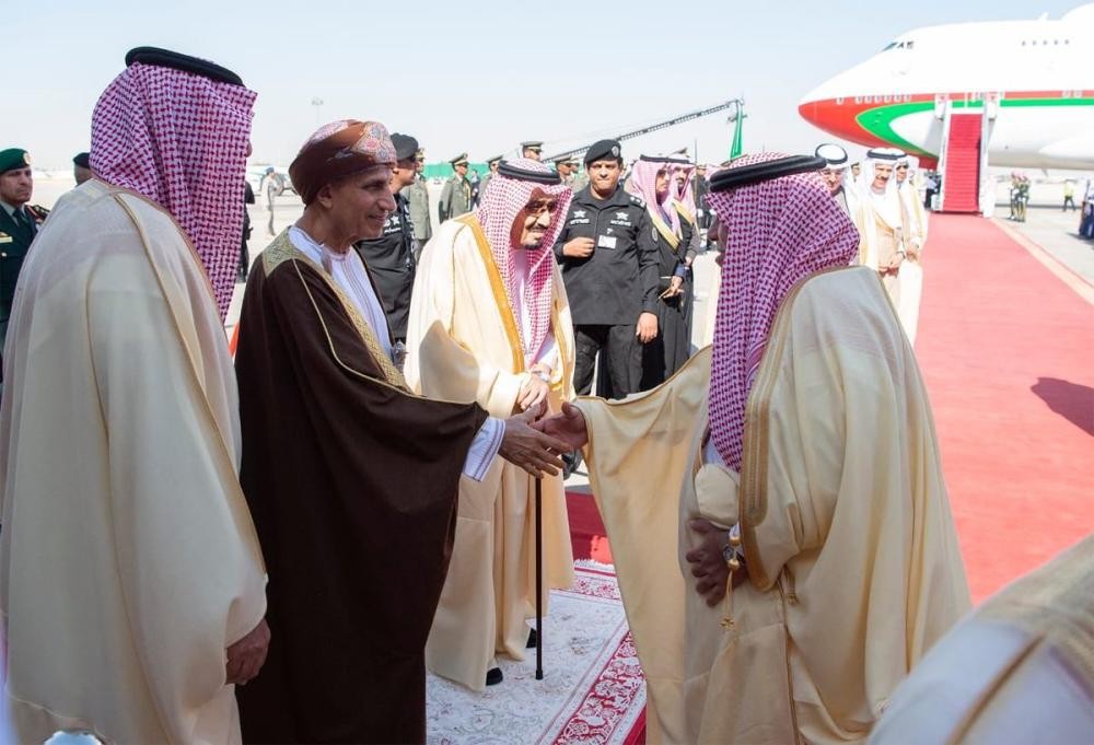 وصول قادة ورؤساء وفود 