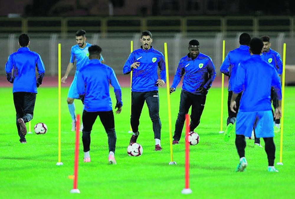 الخليج ينتعش بعودة المصابين قبل الطائي