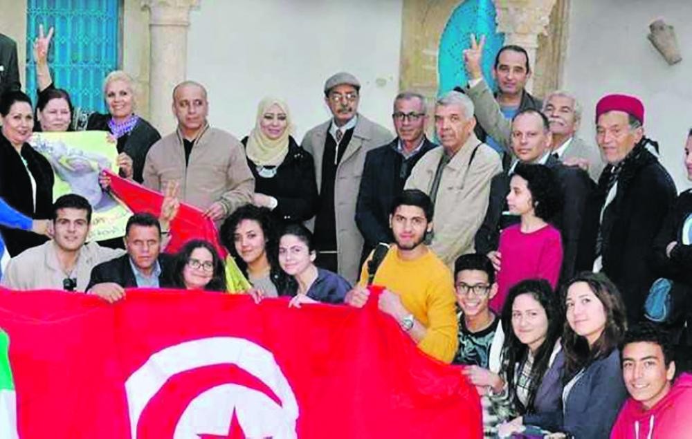 تونسيات يتصدين لحركة النهضة الإخوانية