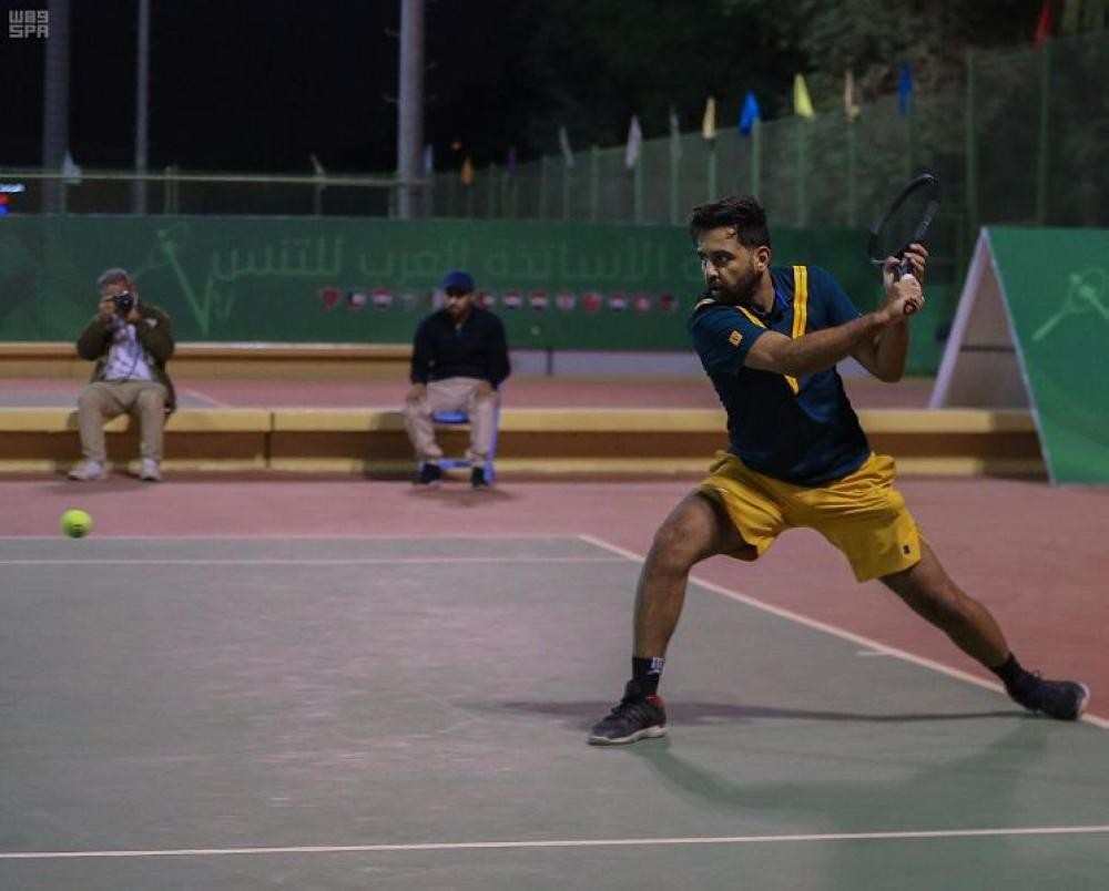 «السعد» يحصد برونزية «العرب للأساتذة للتنس»