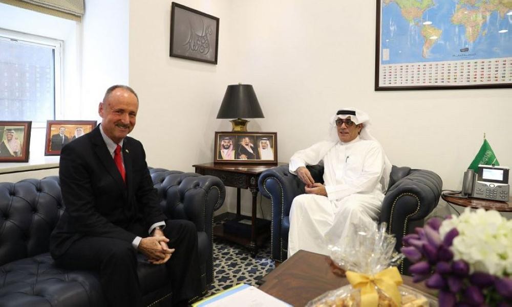 وكيل «الخارجية» يستقبل السفير السويسري 