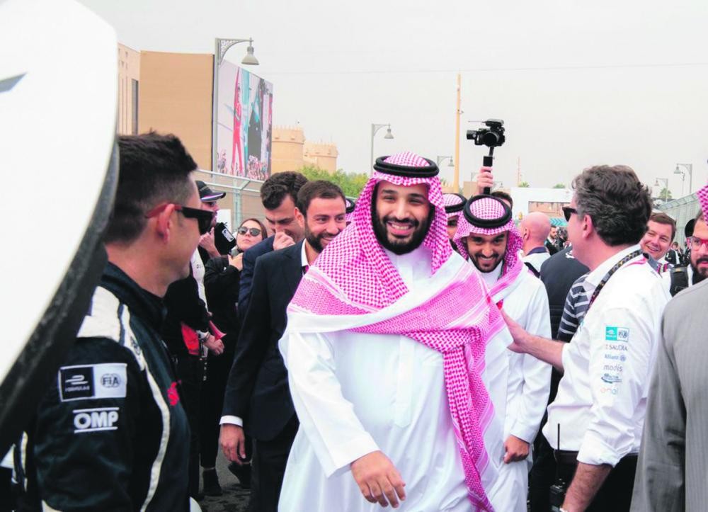 نجاح تنظيمي وجماهيري لأول سباق في المملكة