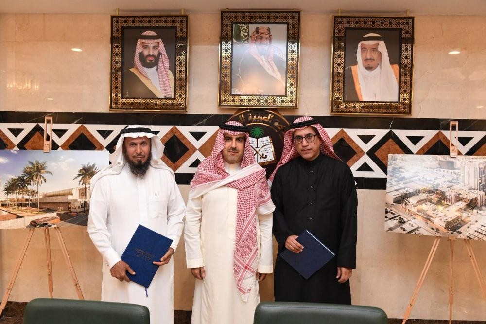 ديوان المراقبة يوقع عقد إنشاء المبنى الجنوبي