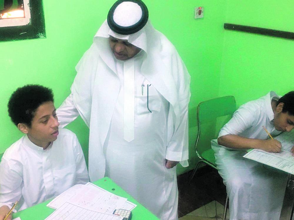 «تعليم جدة» يطلع على آلية تصحيح الإجابات