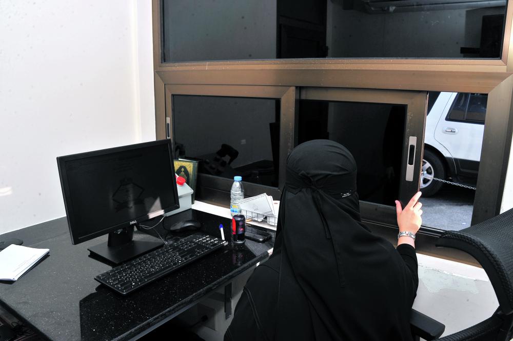 «عسكريات» يثبتن قدرة المرأة على التحدي