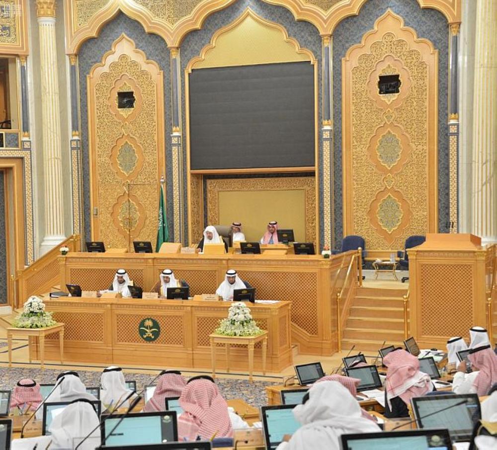 «الشورى» يطالب بدعم التوطين في القطاع الصناعي