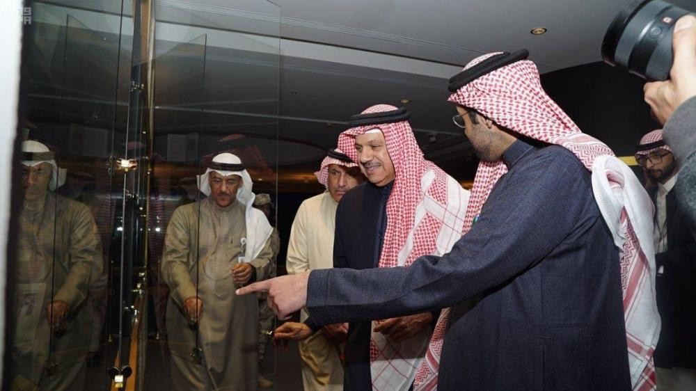 «الزياني» يشيد بجناح الخارجية في الجنادرية