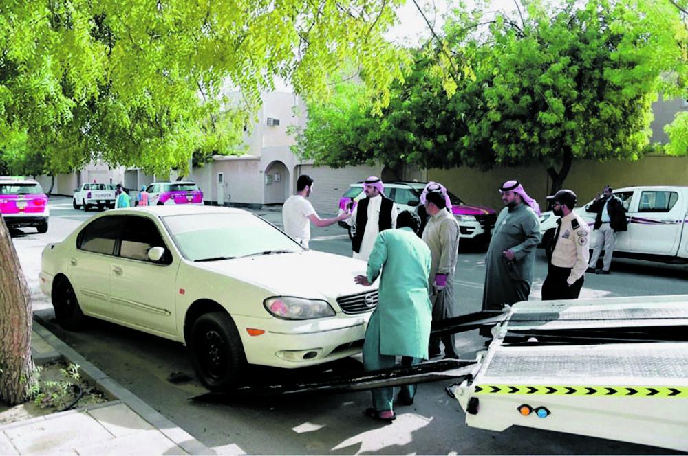 إزالة ٧٠ مركبة تالفة داخل أحياء الجبيل