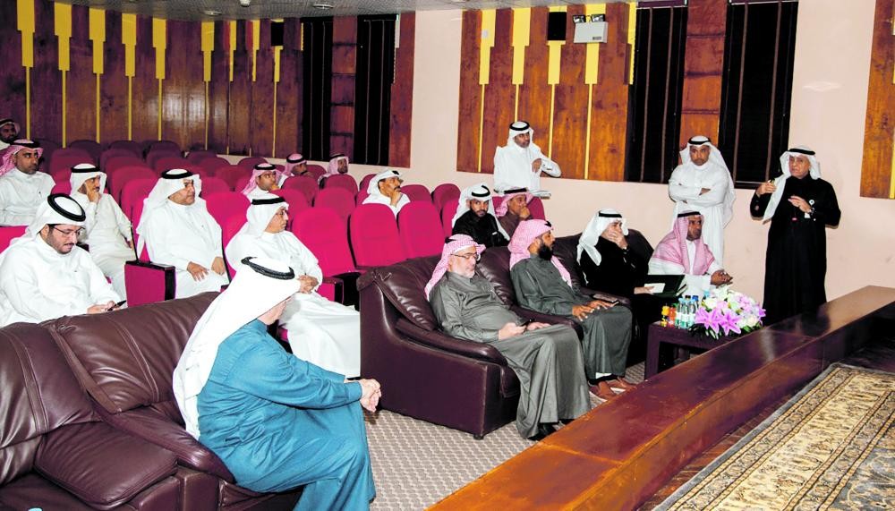 وزير الزراعة يشدد على تسهيل الخدمات للمستفيدين بالشرقية
