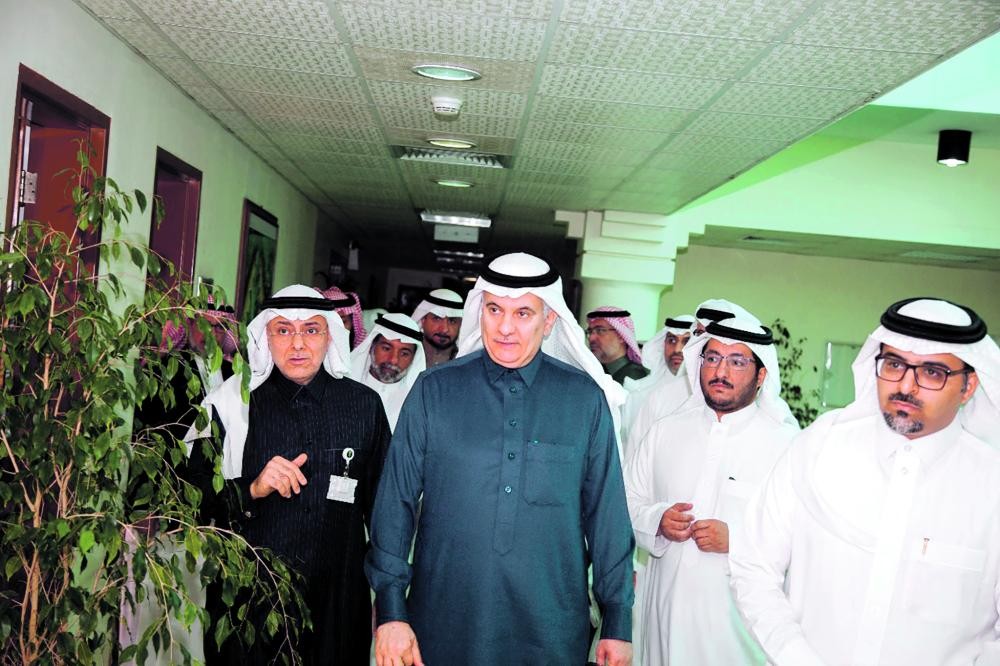 وزير الزراعة يشدد على تسهيل الخدمات للمستفيدين بالشرقية