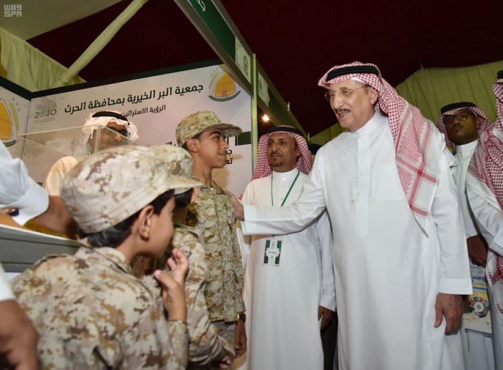 بالصور.. أمير جازان يدشن «الخيمة الدعوية»