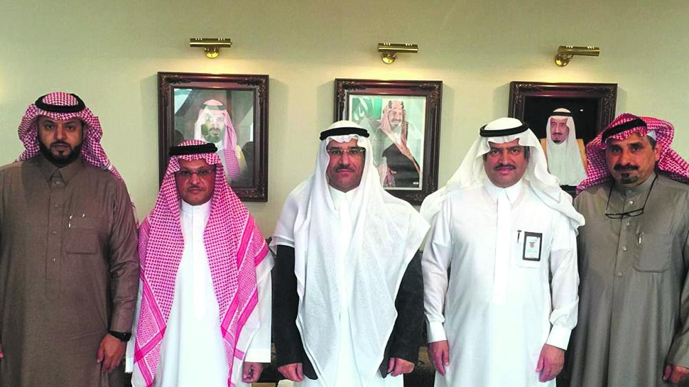 اجتماع يبحث تفعيل برنامج التوطين بالشرقية