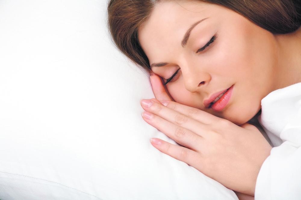 «النوم» أفضل عملية تجميل للبشرة