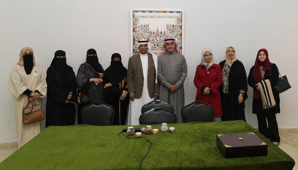 «الأوبرا» المصرية تحتفي بـ«القَط العسيري»