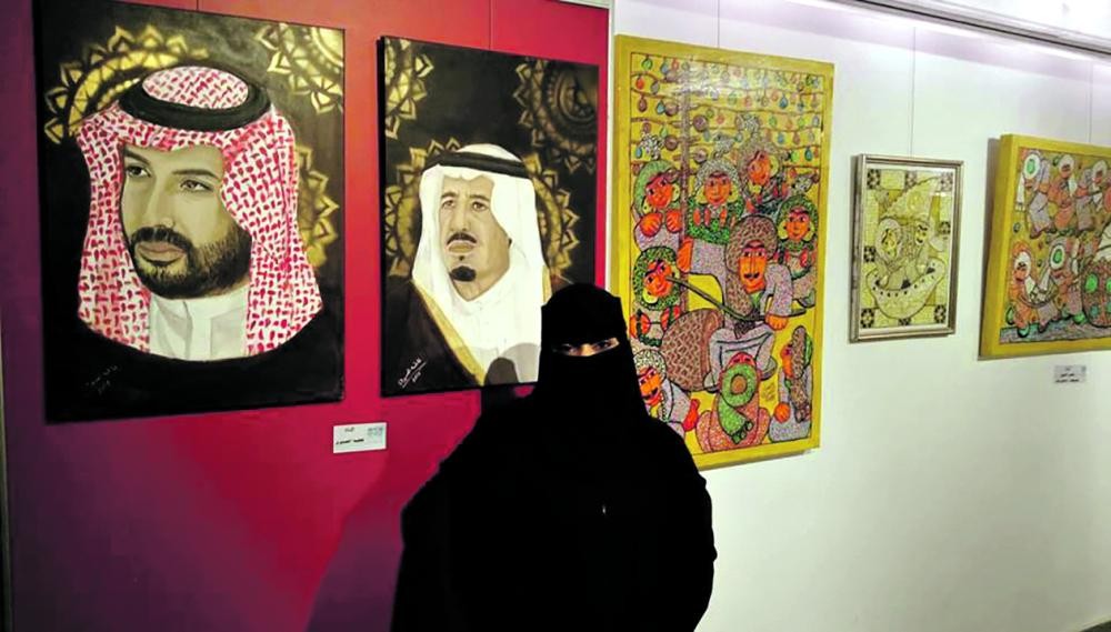 تشكيليات سعوديات يتألقن بمعرض «رؤى عربية» في مصر