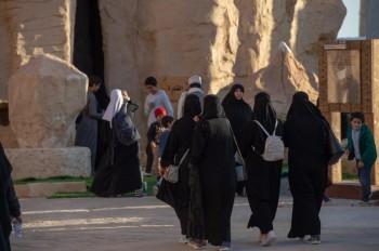 جبل قارة يخطف الأنظار في الجنادرية