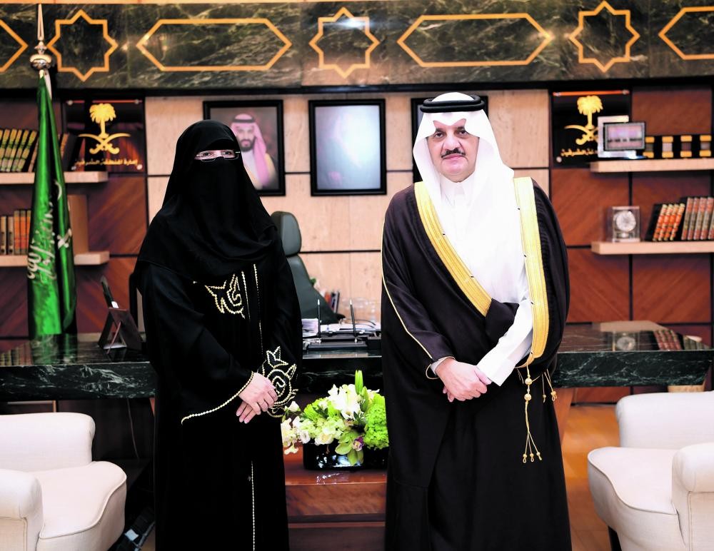 أمير الشرقية يوجه بتكثيف برامج التوعية البيئية