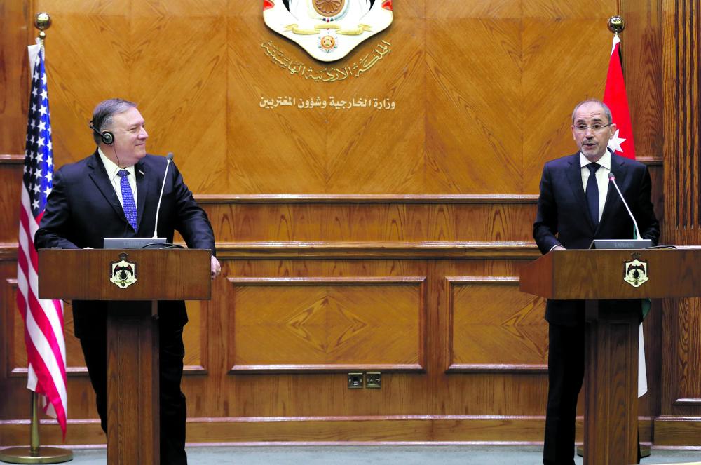 بومبيو: عازمون على مواجهة مهددات أمن المنطقة