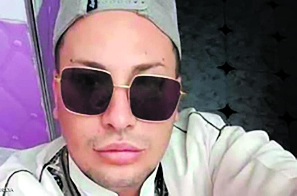 وفاة مغن جزائري «خلال جراحة تجميلية»