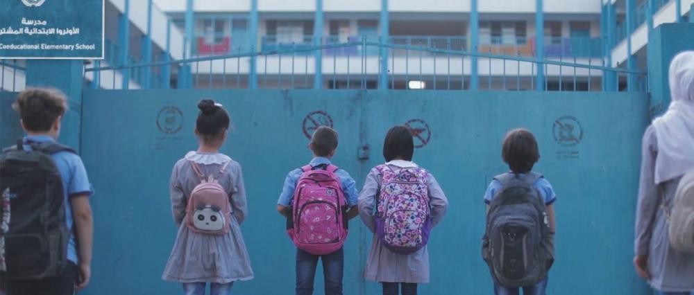 العاصفة الثلجية تغلق مدارس «الأونروا» في لبنان