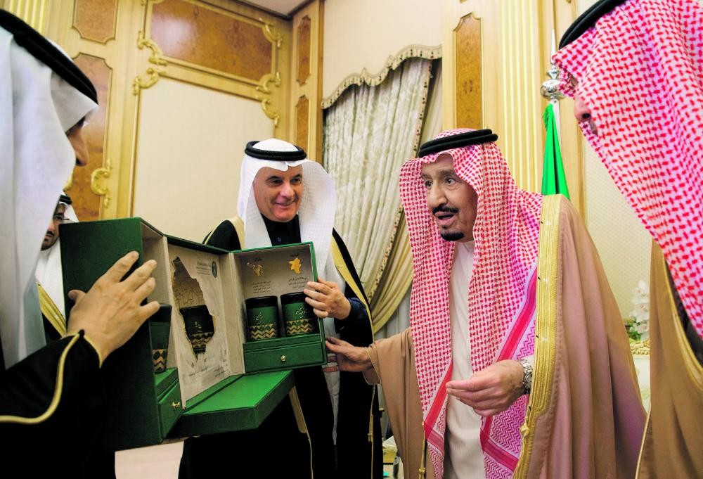 الملك: أسعد بمشاهدة الكفاءات في بلادنا بكل المجالات