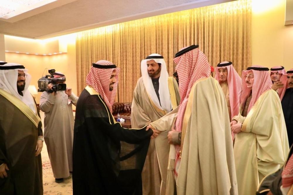 أمير حائل يدشن مشروعات صحية بالمنطقة