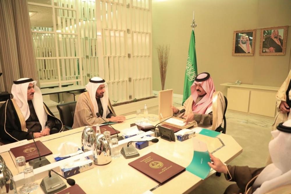 أمير حائل يدشن مشروعات صحية بالمنطقة
