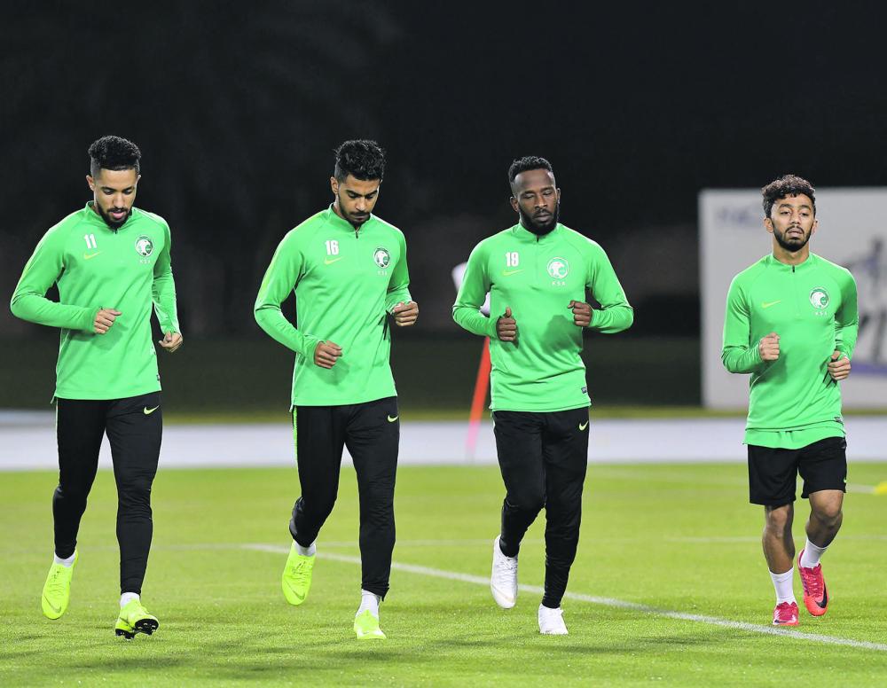 الأخضر يهدد لبنان بسلاح التسديد
