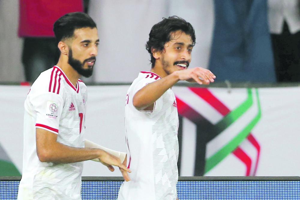 «الأبيض الإماراتي» يروض «النمور الزرقاء»