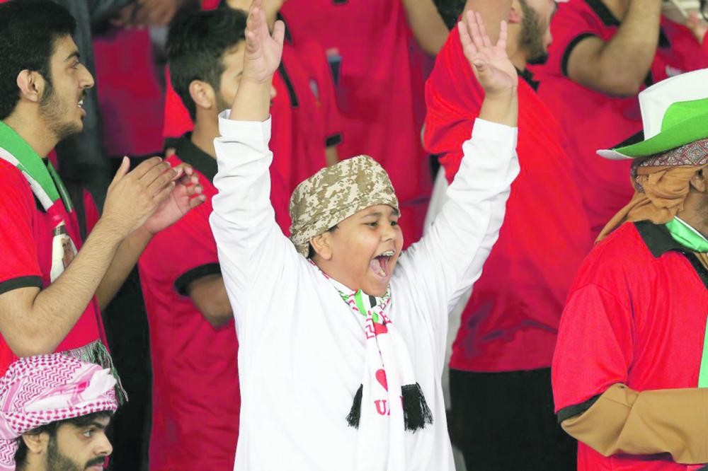 «الأبيض» يحبط مغامرات الهنود