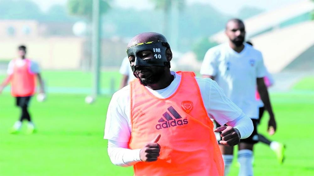 تفاعل إماراتي مع الرجل «المقنع»